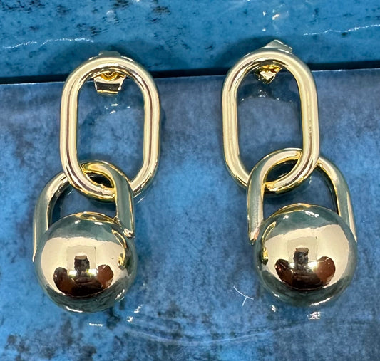 Gold Posey Long Earring