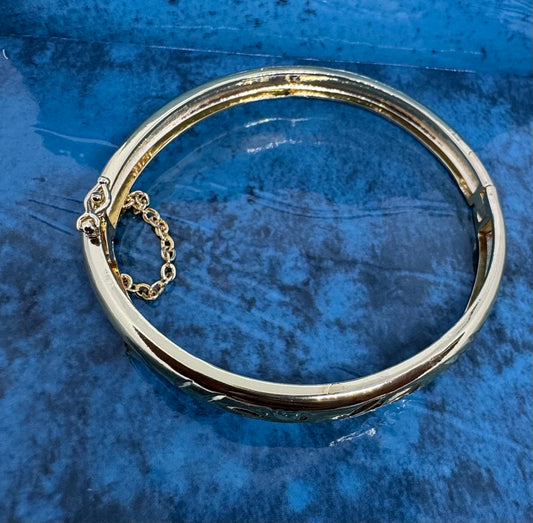 Gold Diamond Cut Bangle (Small)