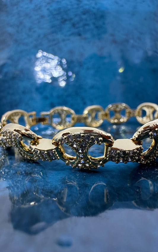 Gold Puff Mariner and Pave Link Bracelet 8"